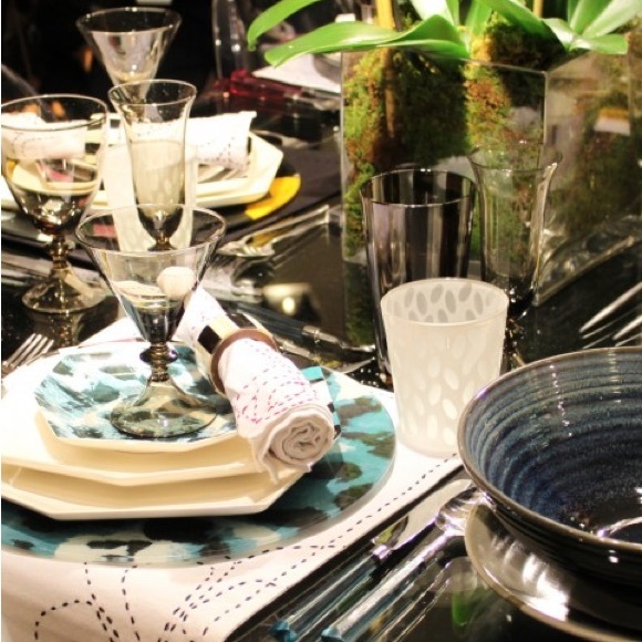 DVF Diane von Fürstenberg High Rise Wine Glasses, Set of 4 NEW - Picture 14 of 17